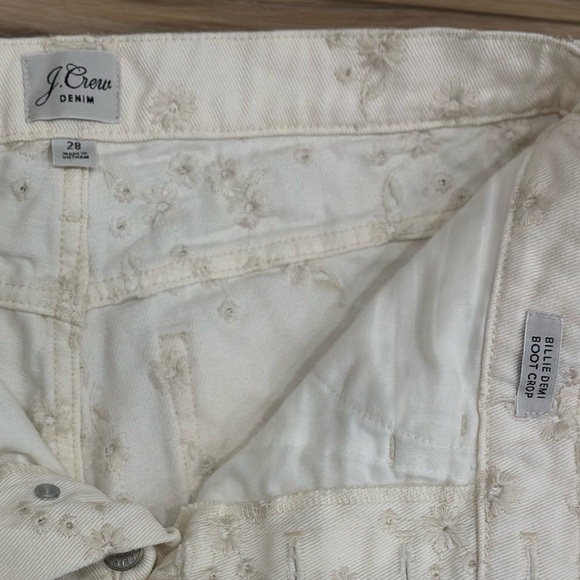 EUC J. Crew 10” Billie Demi Boot Crop Jean in Eyelet Size 28 - Picture 12 of 13